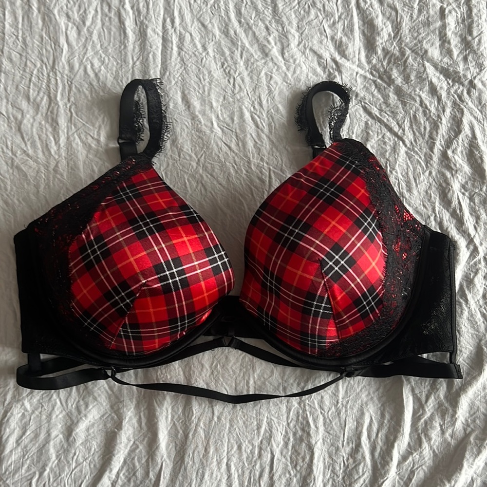 Victoria’s Secret Very Sexy Bra
